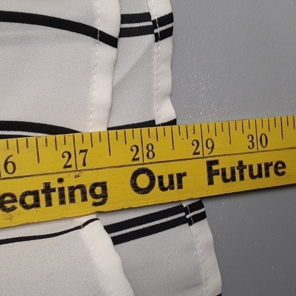 Candie's Striped Black Cream Ivory White Pinstripe Long Sleeve Button Down Top - Picture 6 of 9